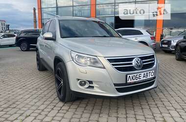 Внедорожник / Кроссовер Volkswagen Tiguan 2011 в Львове