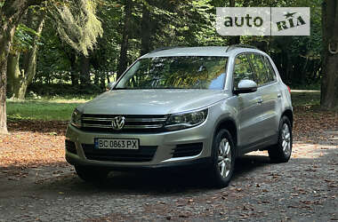 Внедорожник / Кроссовер Volkswagen Tiguan 2017 в Львове