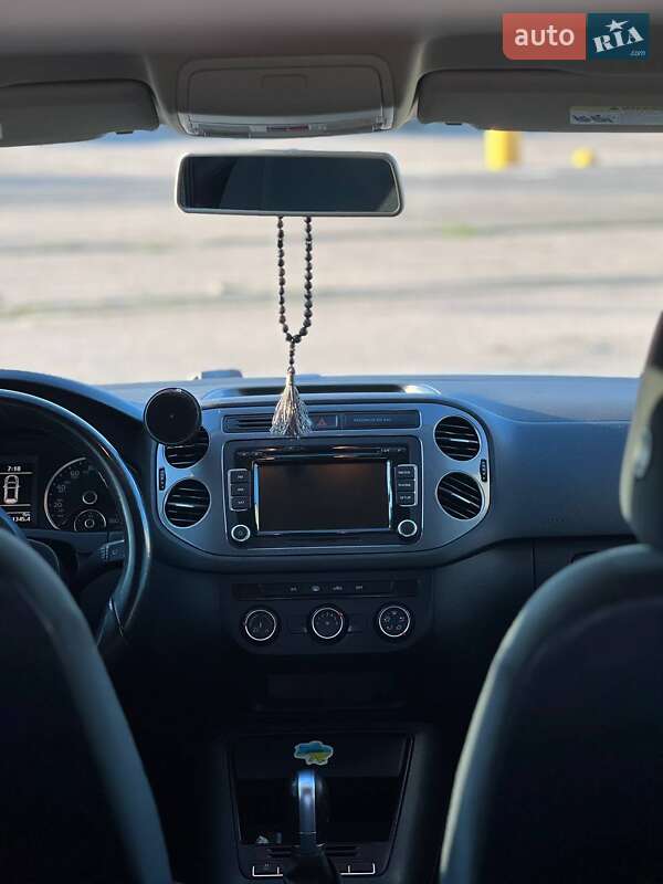 Внедорожник / Кроссовер Volkswagen Tiguan 2014 в Одессе фото 10 Внедорожник / Кроссовер Volkswagen Tiguan 2014 в Одессе