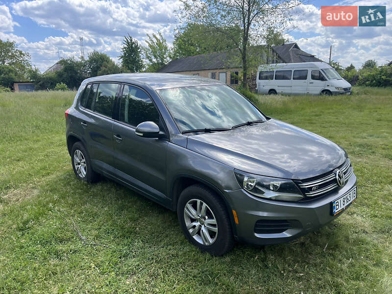 Внедорожник / Кроссовер Volkswagen Tiguan 2014 в Полтаве