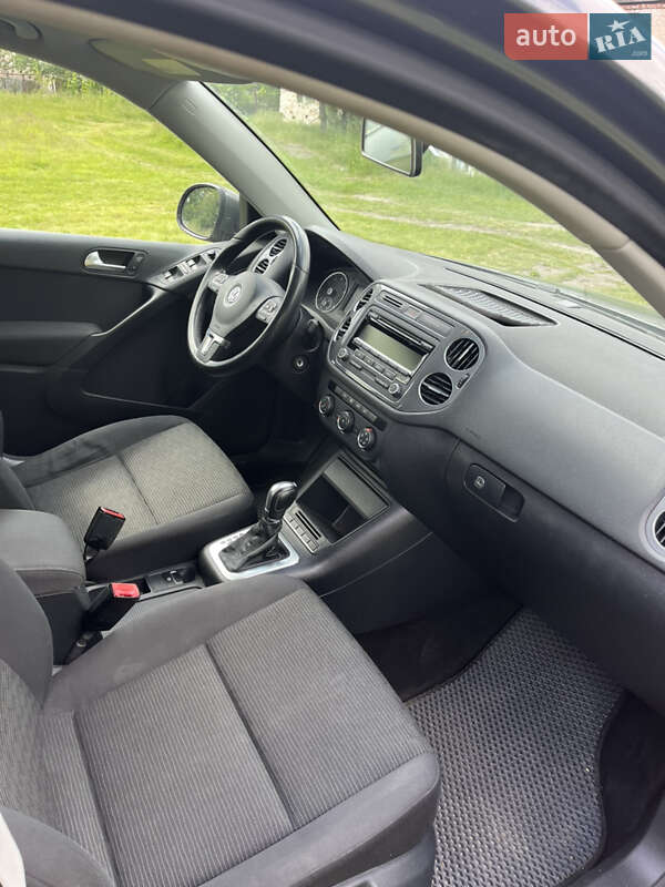 Внедорожник / Кроссовер Volkswagen Tiguan 2014 в Полтаве