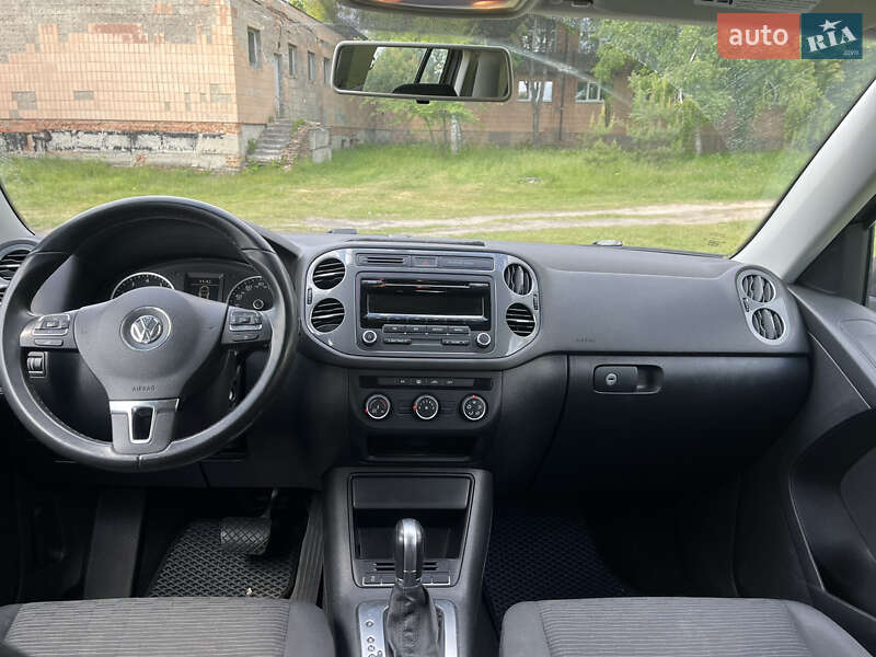 Внедорожник / Кроссовер Volkswagen Tiguan 2014 в Полтаве