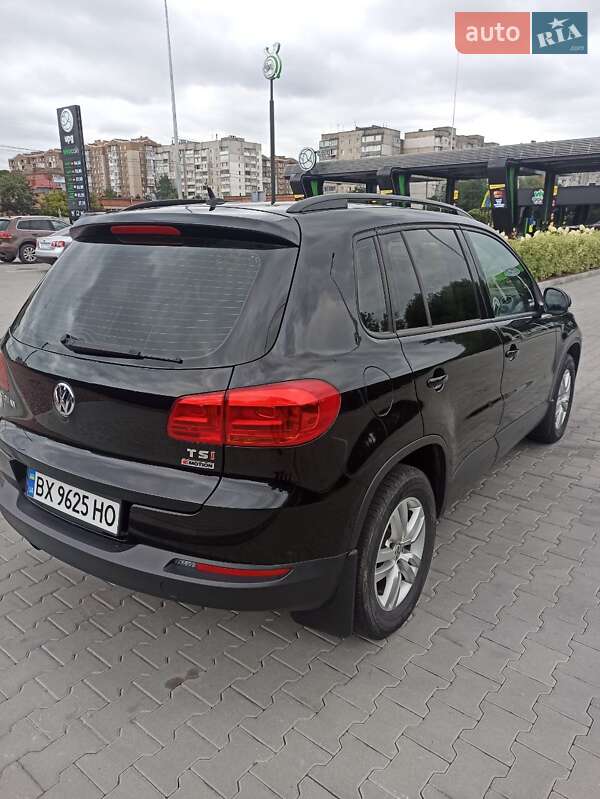 Позашляховик / Кросовер Volkswagen Tiguan 2016 в Хмельницькому