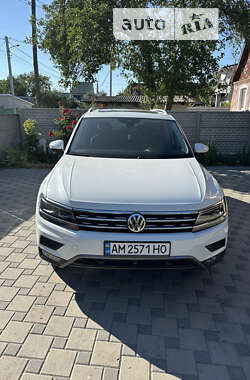 Позашляховик / Кросовер Volkswagen Tiguan 2018 в Житомирі