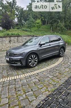 Позашляховик / Кросовер Volkswagen Tiguan 2018 в Києві