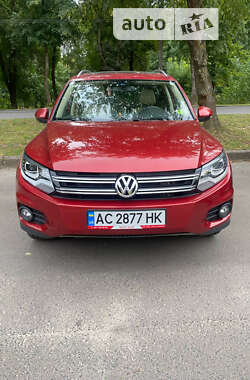 Позашляховик / Кросовер Volkswagen Tiguan 2015 в Луцьку