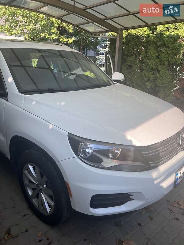 Внедорожник / Кроссовер Volkswagen Tiguan 2016 в Днепре фото 3 Внедорожник / Кроссовер Volkswagen Tiguan 2016 в Днепре