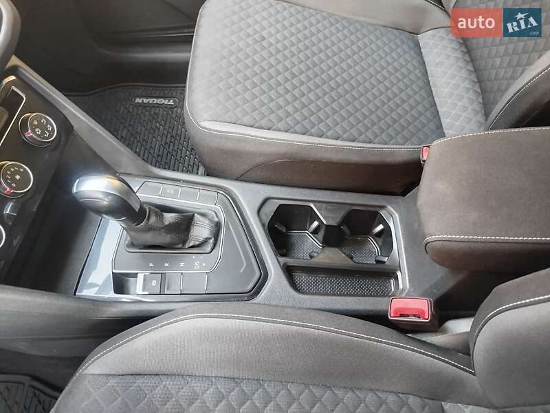 Внедорожник / Кроссовер Volkswagen Tiguan 2021 в Шполе