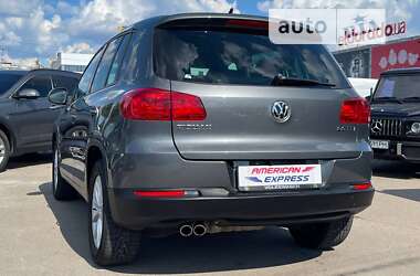 Позашляховик / Кросовер Volkswagen Tiguan 2013 в Києві