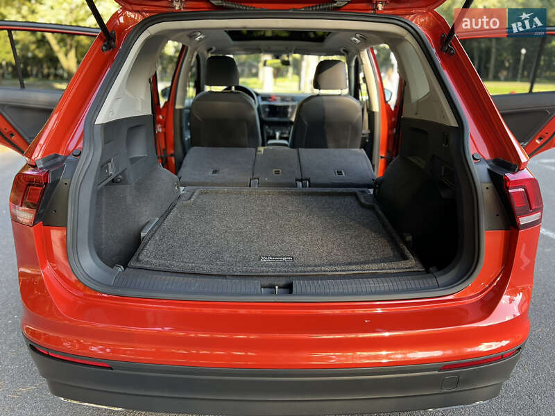 Внедорожник / Кроссовер Volkswagen Tiguan 2019 в Харькове