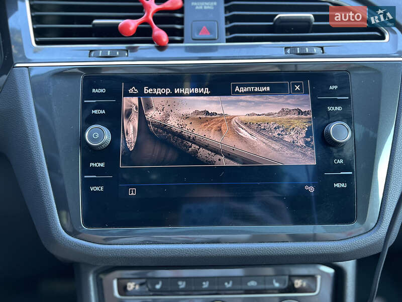 Внедорожник / Кроссовер Volkswagen Tiguan 2019 в Харькове