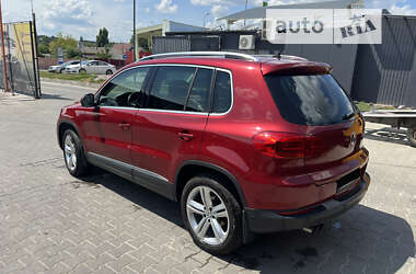 Внедорожник / Кроссовер Volkswagen Tiguan 2011 в Киеве