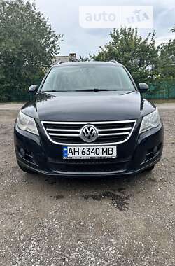 Внедорожник / Кроссовер Volkswagen Tiguan 2011 в Кропивницком