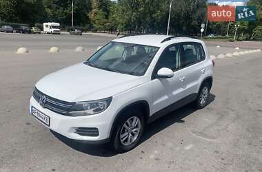 Позашляховик / Кросовер Volkswagen Tiguan 2016 в Запоріжжі