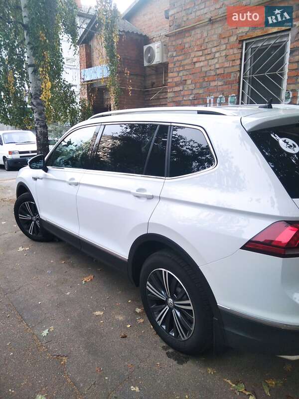 Позашляховик / Кросовер Volkswagen Tiguan 2018 в Білій Церкві