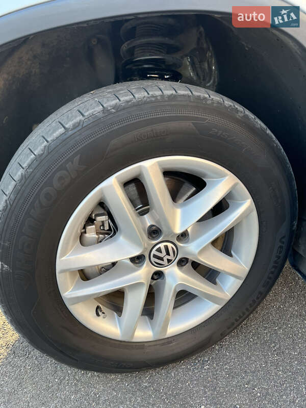 Позашляховик / Кросовер Volkswagen Tiguan 2010 в Вінниці фото 12 Позашляховик / Кросовер Volkswagen Tiguan 2010 в Вінниці