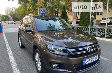 Внедорожник / Кроссовер Volkswagen Tiguan 2013 в Одессе