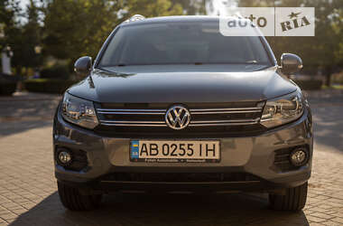 Позашляховик / Кросовер Volkswagen Tiguan 2015 в Могилів-Подільському