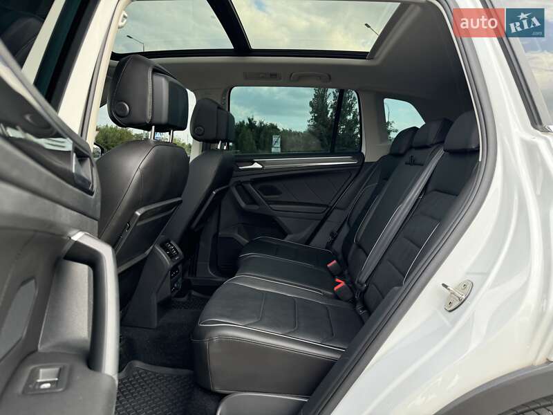 Внедорожник / Кроссовер Volkswagen Tiguan 2019 в Хмельницком