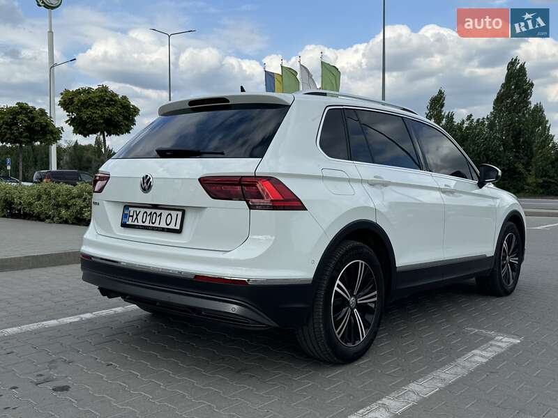 Внедорожник / Кроссовер Volkswagen Tiguan 2019 в Хмельницком