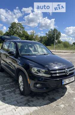 Внедорожник / Кроссовер Volkswagen Tiguan 2015 в Львове