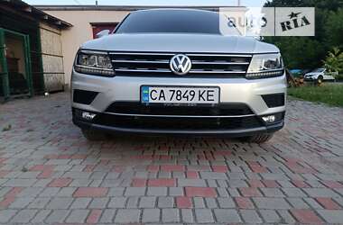 Внедорожник / Кроссовер Volkswagen Tiguan 2018 в Умани