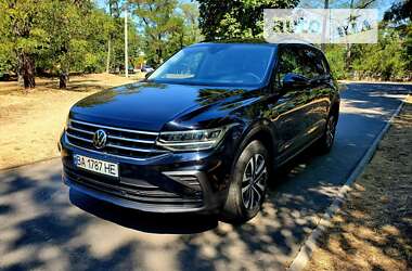 Внедорожник / Кроссовер Volkswagen Tiguan 2022 в Кропивницком