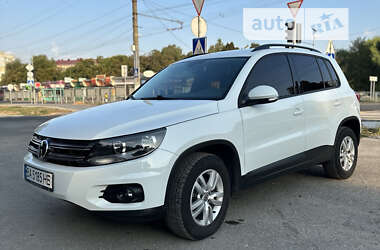 Внедорожник / Кроссовер Volkswagen Tiguan 2016 в Кропивницком