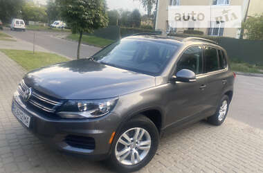 Внедорожник / Кроссовер Volkswagen Tiguan 2015 в Львове