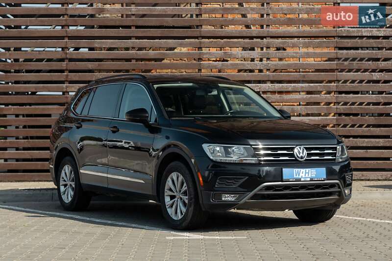 Внедорожник / Кроссовер Volkswagen Tiguan 2017 в Луцке