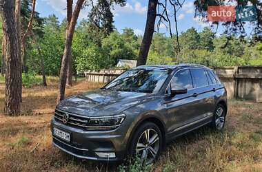 Внедорожник / Кроссовер Volkswagen Tiguan 2017 в Днепре