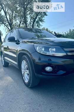 Внедорожник / Кроссовер Volkswagen Tiguan 2014 в Самборе