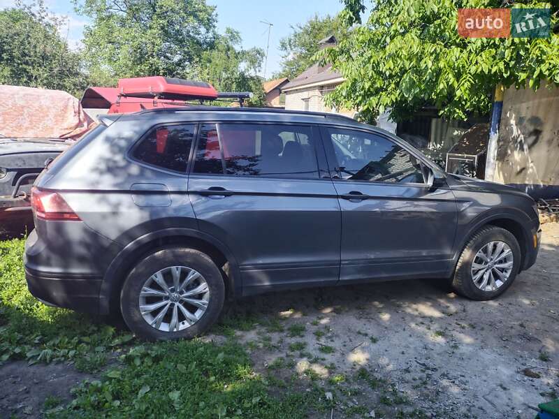 Внедорожник / Кроссовер Volkswagen Tiguan 2019 в Харькове