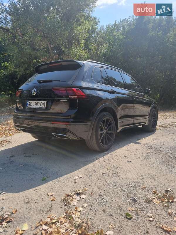 Позашляховик / Кросовер Volkswagen Tiguan 2020 в Дніпрі