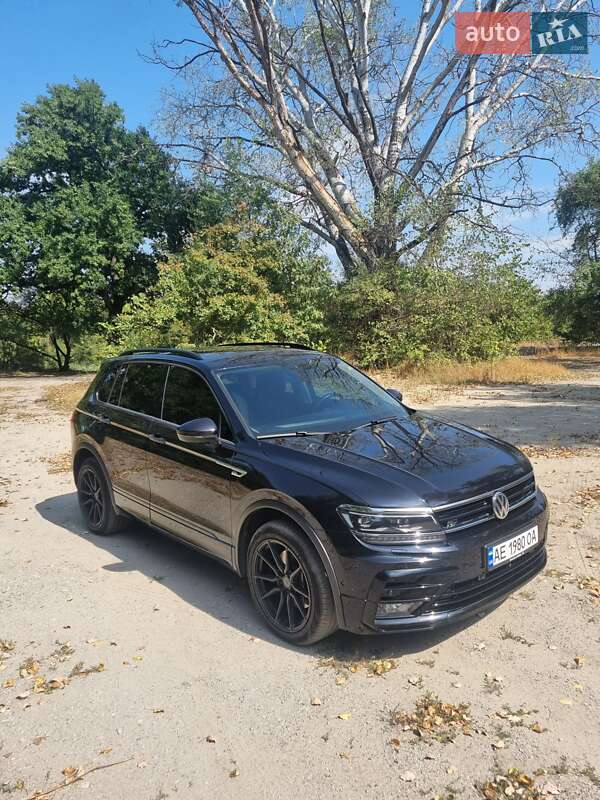 Позашляховик / Кросовер Volkswagen Tiguan 2020 в Дніпрі