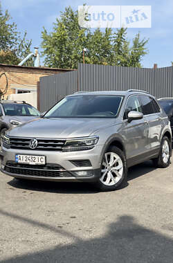 Позашляховик / Кросовер Volkswagen Tiguan 2017 в Києві