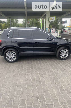 Внедорожник / Кроссовер Volkswagen Tiguan 2014 в Днепре