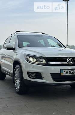 Внедорожник / Кроссовер Volkswagen Tiguan 2016 в Киеве