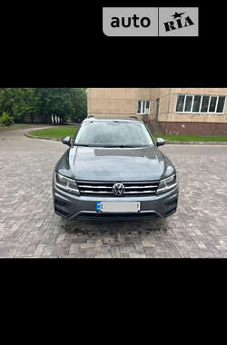 Позашляховик / Кросовер Volkswagen Tiguan 2018 в Кривому Розі