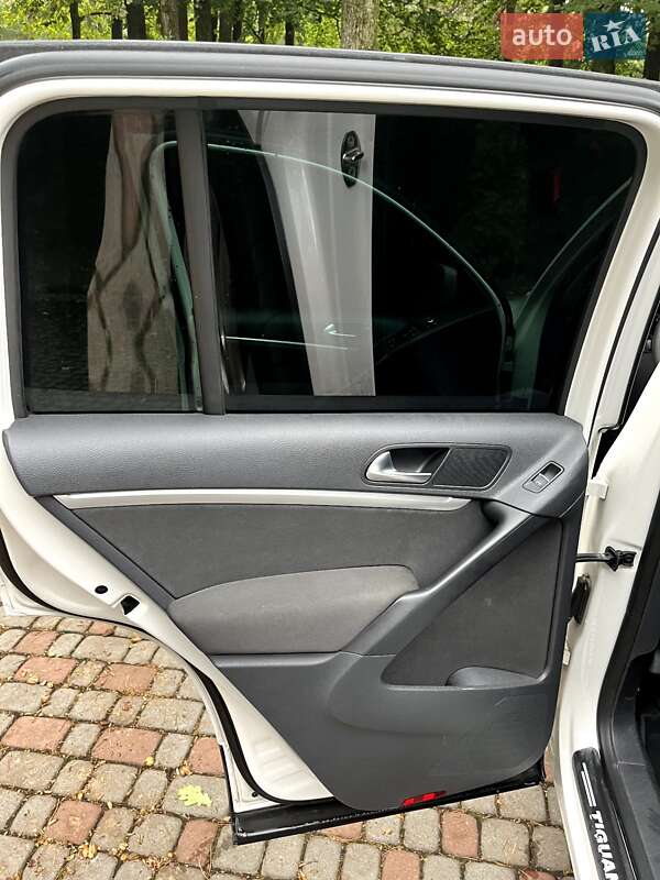 Внедорожник / Кроссовер Volkswagen Tiguan 2012 в Трускавце