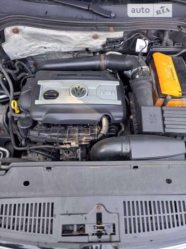 Внедорожник / Кроссовер Volkswagen Tiguan 2013 в Черновцах фото 35 Внедорожник / Кроссовер Volkswagen Tiguan 2013 в Черновцах