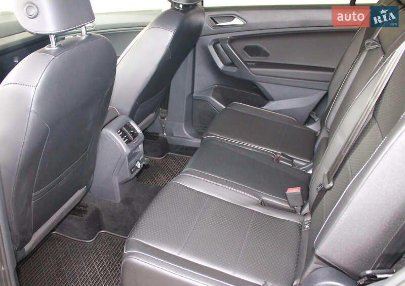 Внедорожник / Кроссовер Volkswagen Tiguan 2021 в Киеве