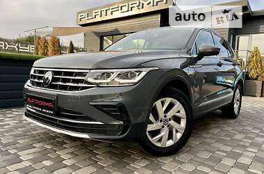 Позашляховик / Кросовер Volkswagen Tiguan 2021 в Києві