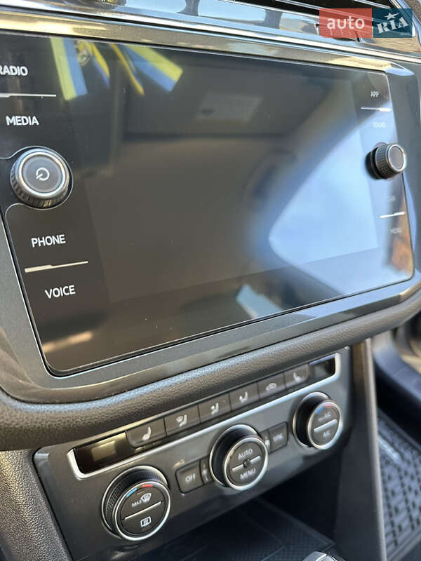 Позашляховик / Кросовер Volkswagen Tiguan 2019 в Броварах фото 13 Позашляховик / Кросовер Volkswagen Tiguan 2019 в Броварах