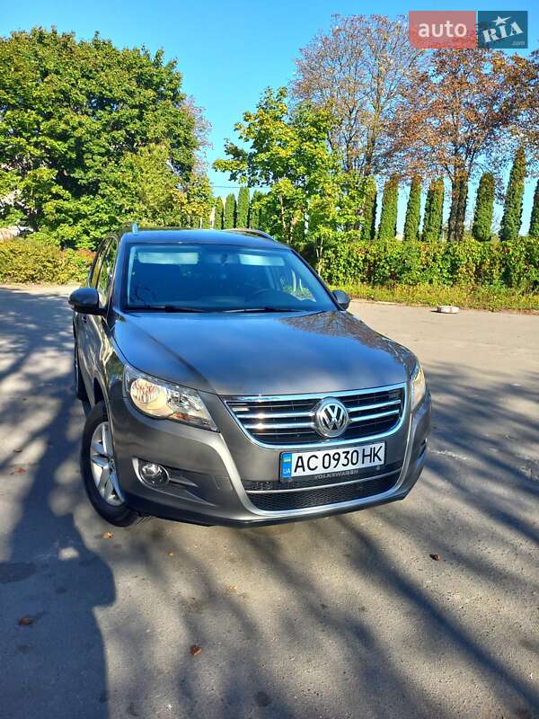 Позашляховик / Кросовер Volkswagen Tiguan 2010 в Луцьку
