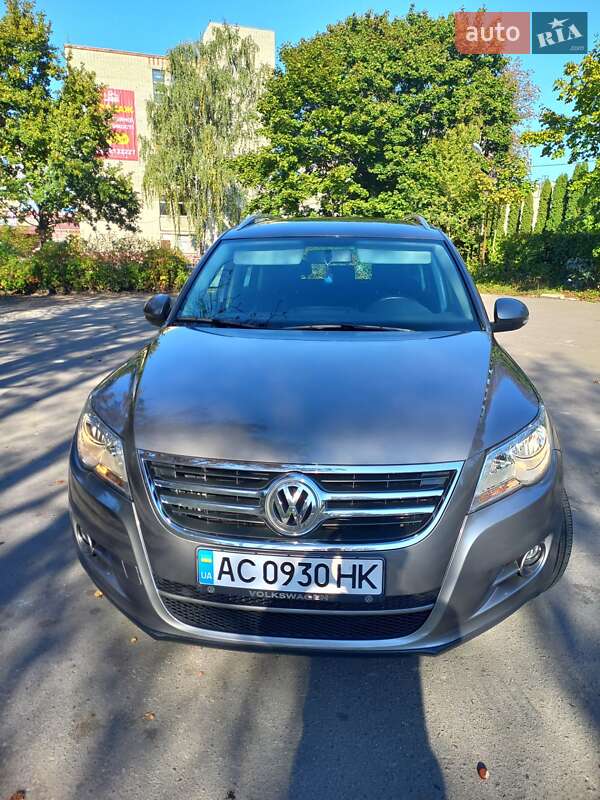 Позашляховик / Кросовер Volkswagen Tiguan 2010 в Луцьку