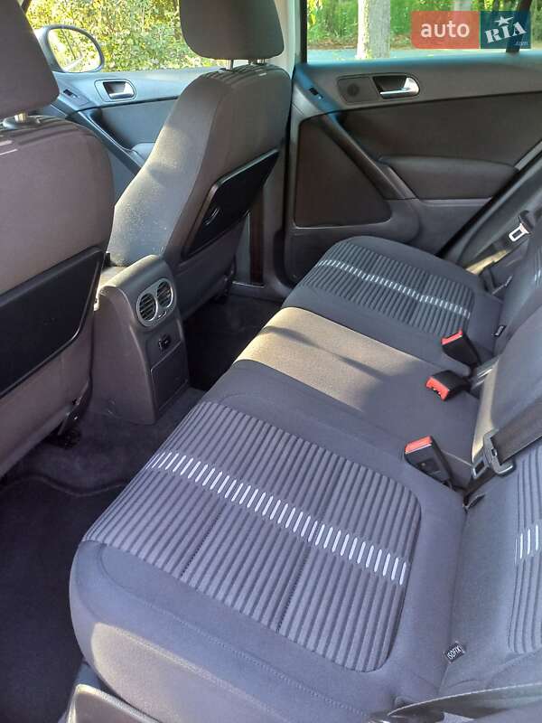Позашляховик / Кросовер Volkswagen Tiguan 2010 в Луцьку