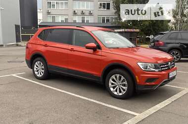 Внедорожник / Кроссовер Volkswagen Tiguan 2019 в Киеве