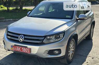 Внедорожник / Кроссовер Volkswagen Tiguan 2012 в Ровно