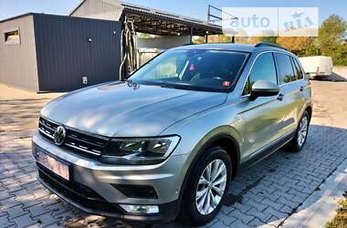 Позашляховик / Кросовер Volkswagen Tiguan 2017 в Хмельницькому